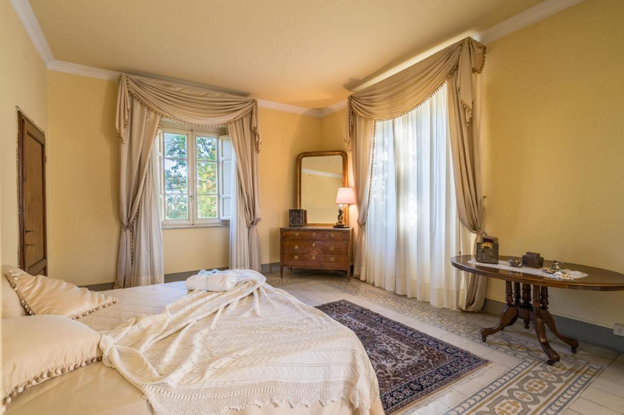 Villa Ines Charme Near Lucca Алтопашо Екстериор снимка