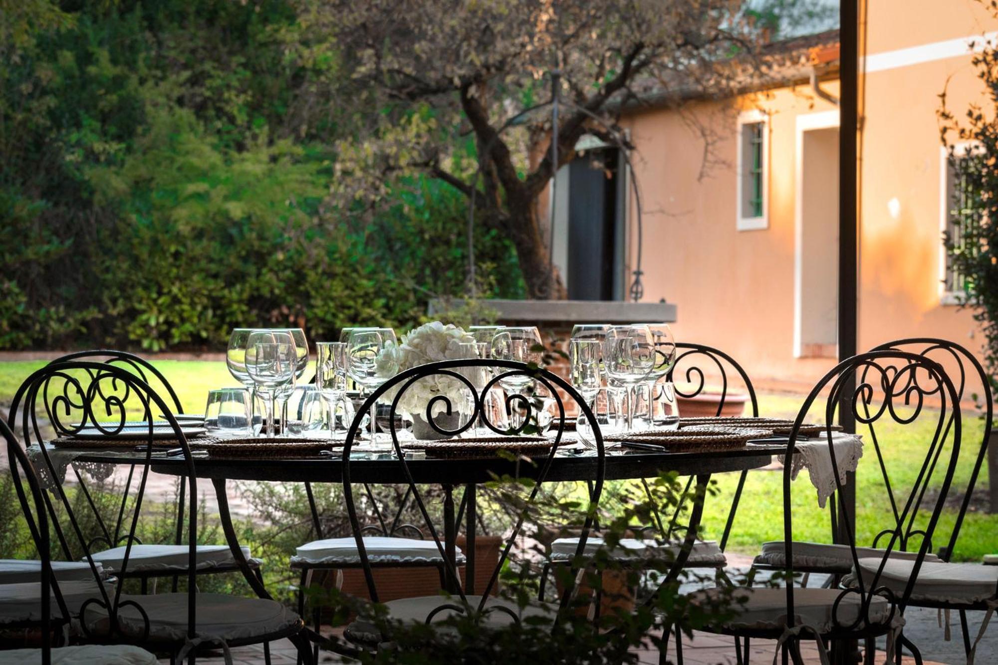 Villa Ines Charme Near Lucca Алтопашо Екстериор снимка