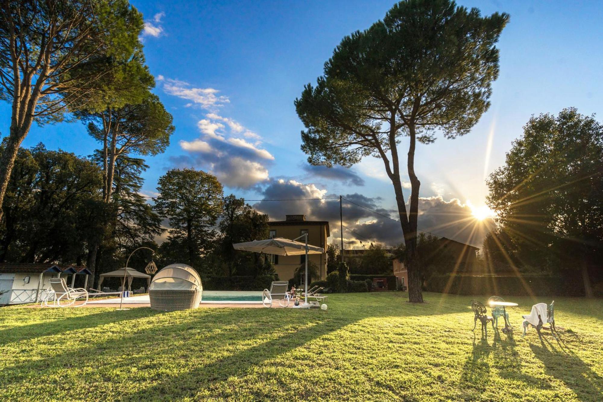 Villa Ines Charme Near Lucca Алтопашо Екстериор снимка